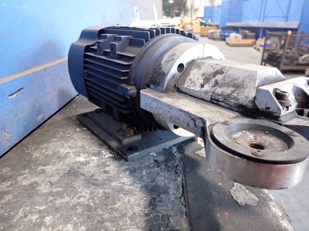 Leeson 1 Hp Iec Metric Motor - C80ti7fz4c