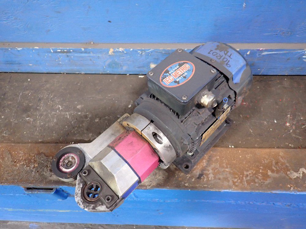 Leeson 1 Hp Iec Metric Motor - C80ti7fz4c