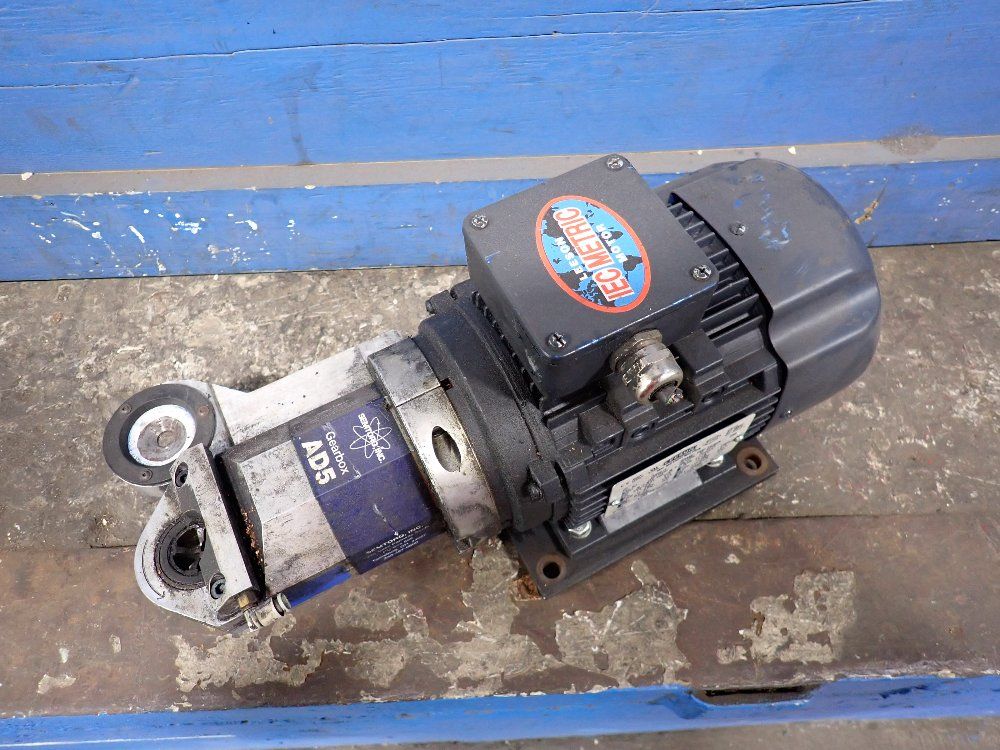 Leeson 1 Hp Iec Metric Motor - C80ti7fz4c