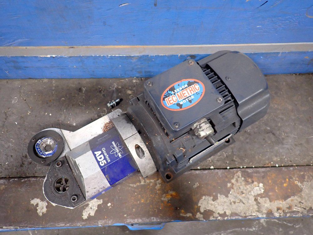 Leeson 1 Hp Iec Metric Motor - C80ti7fz4c