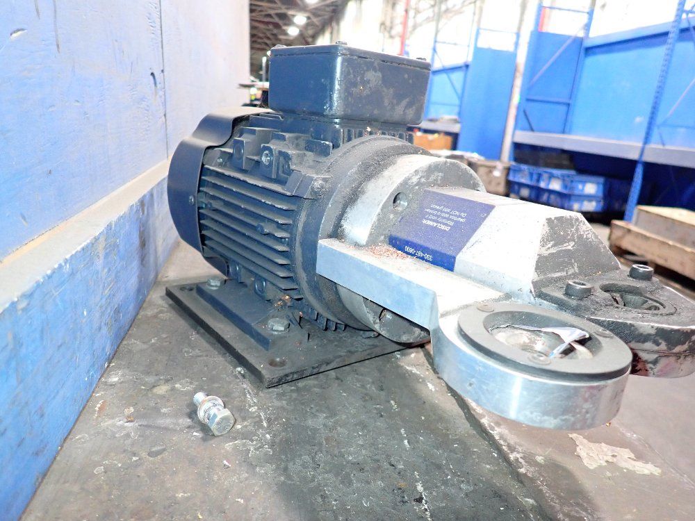 Leeson 1 Hp Iec Metric Motor - C80ti7fz4c
