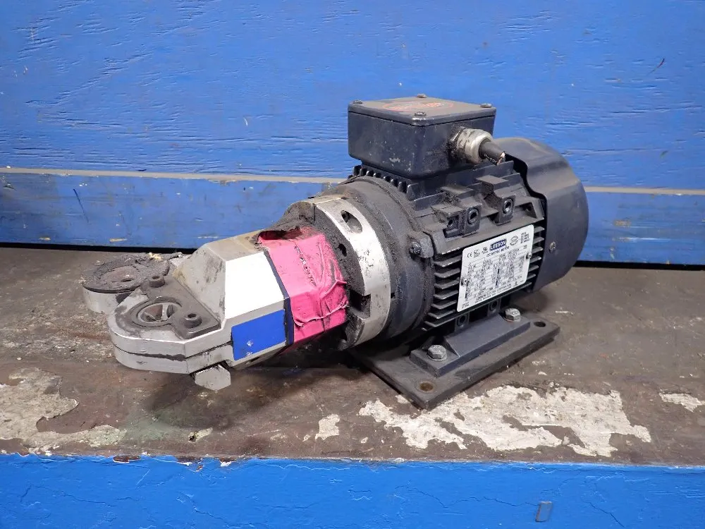 Leeson 1 Hp Iec Metric Motor - C80ti7fz4c