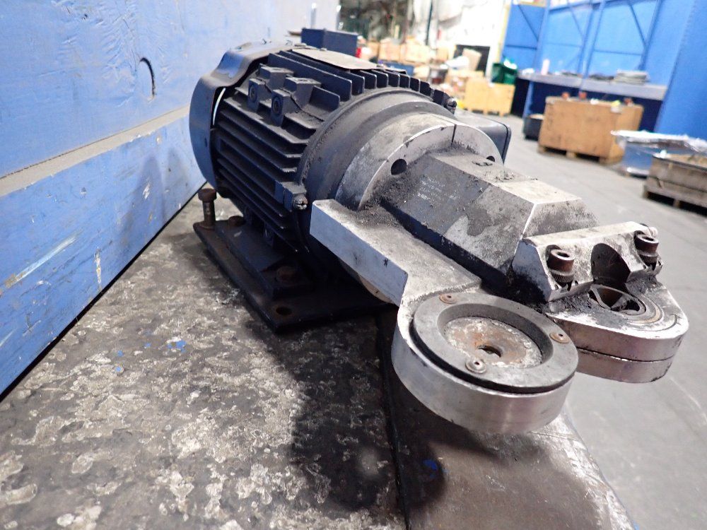 Leeson 1 Hp Iec Metric Motor - C80ti7fz4c