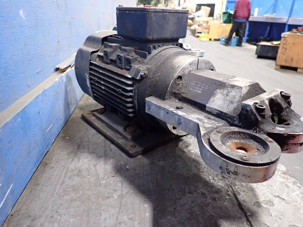 Leeson 1 Hp Iec Metric Motor - C80ti7fz4c