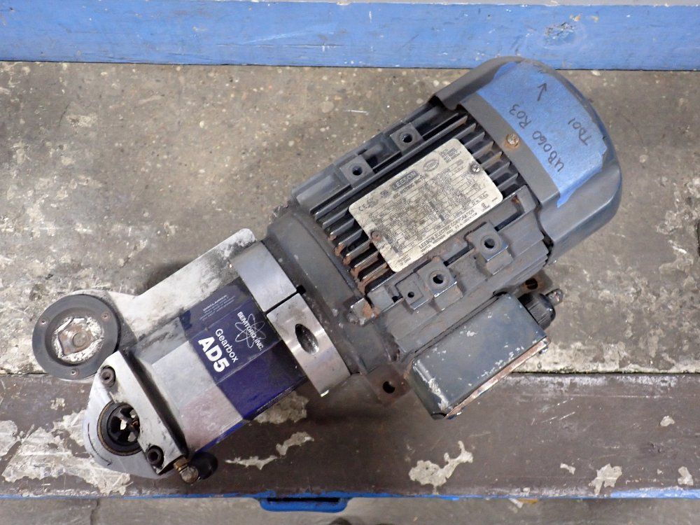 Leeson 1 Hp Iec Metric Motor - C80ti7fz4c