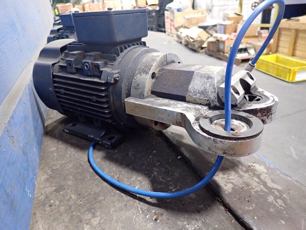 Leeson 1 Hp Iec Metric Motor - C80ti7fz4c