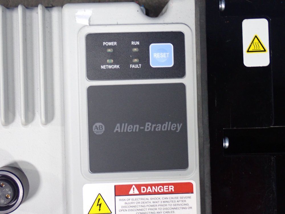 Allen Bradley 5 Hp Control Module - 284d-fvd7p6s-26-rrw-db1-sbw-emi
