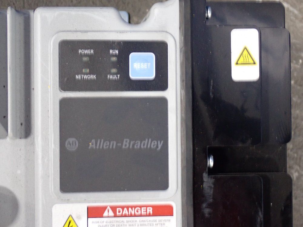 Allen Bradley 5 Hp Control Module - 284d-fvd7p6s-26-rrw-db1-sbw-emi