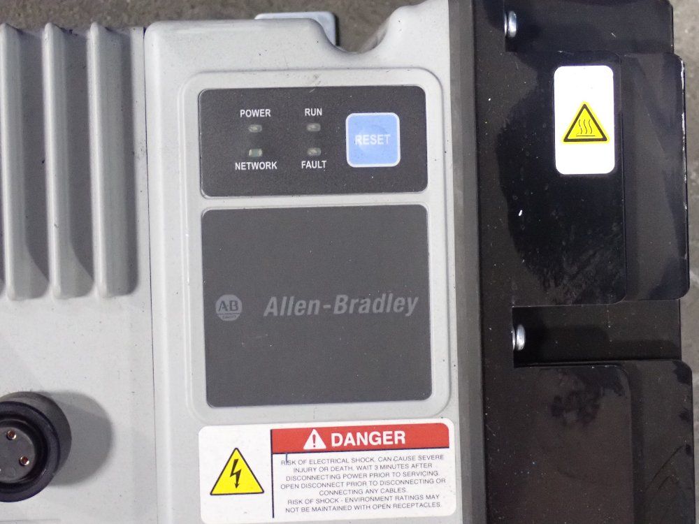 Allen Bradley 5 Hp Control Module - 284d-fvd7p6s-26-rrw-db1-sbw-emi