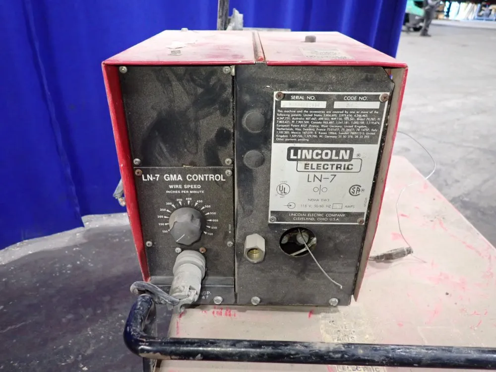 Lincoln Electric 250 Amp Welder - Idealarc Cv-250