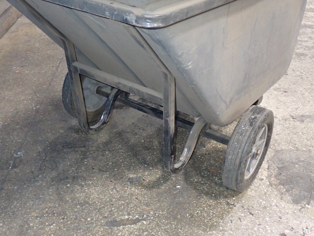 Global 63" X 27" X 34" Waste Bin