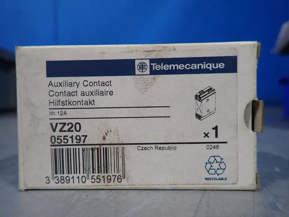 Schneider Electric Telemecanique Auxiliary Contact Block, Qty: 6 - Vz20