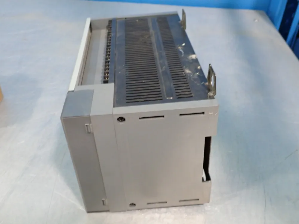 Allen-bradley 120-240 Vac Cpu Processor - 1747-l40a