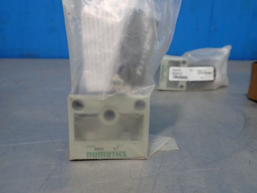 Asco Numatics Regulator - R22r-03