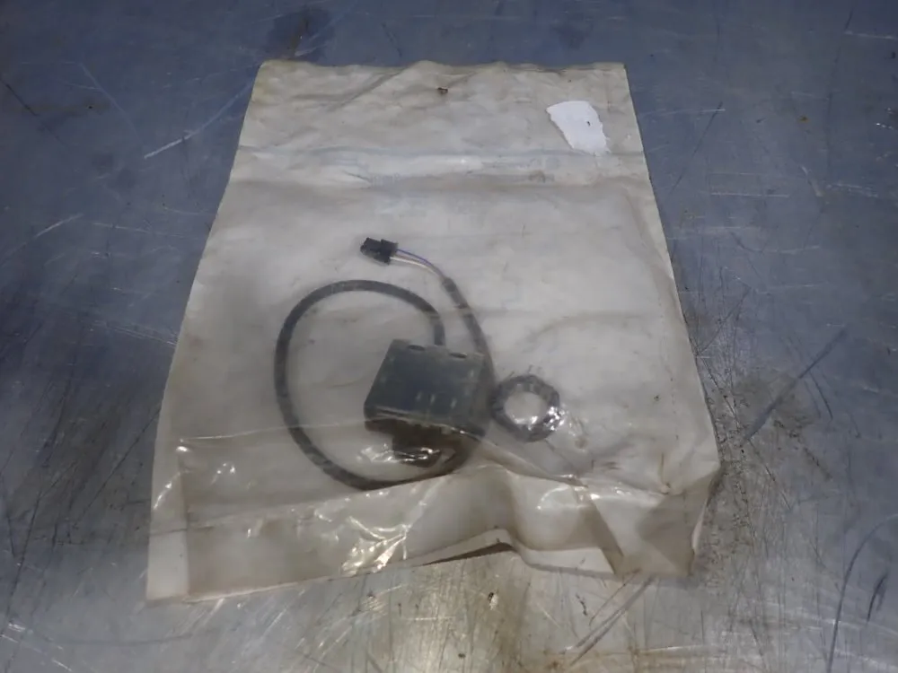 Allen-bradley 9.8 Ft Polarized Retroreflective Sensor - 44rsp-2jne3-z6