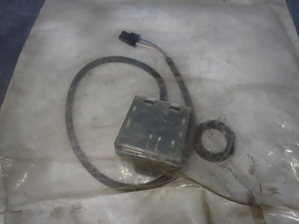 Allen-bradley 9.8 Ft Polarized Retroreflective Sensor - 44rsp-2jne3-z6