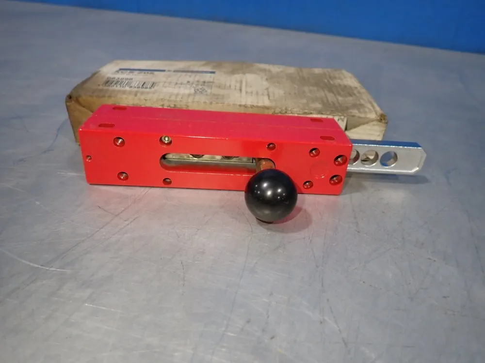 Telemecanique Limit Switch Latch - Xcs Z05