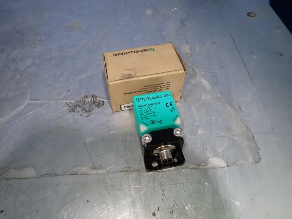 Pepperl + Fuchs Inc Inductive Sensor - Nbn40-l2m-e2-v1