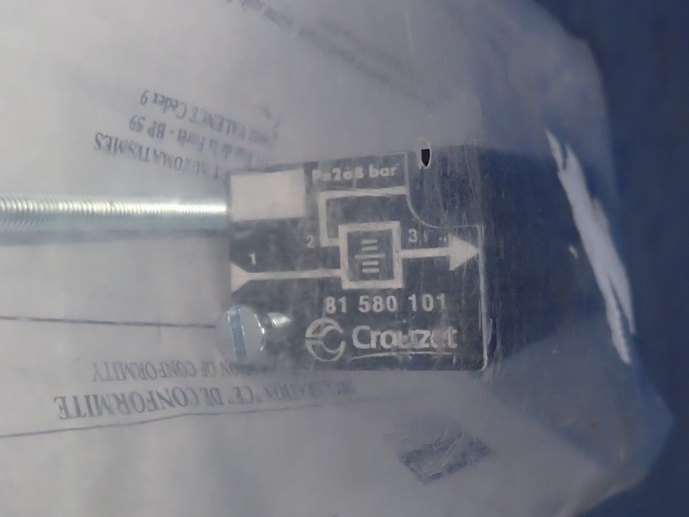 Crouzet Pneumatic Two-hand Control Module - 81580101