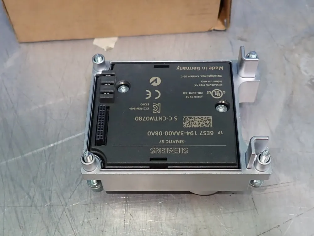 Siemens Terminal Block - 6es7 194-3aa00-0ba0