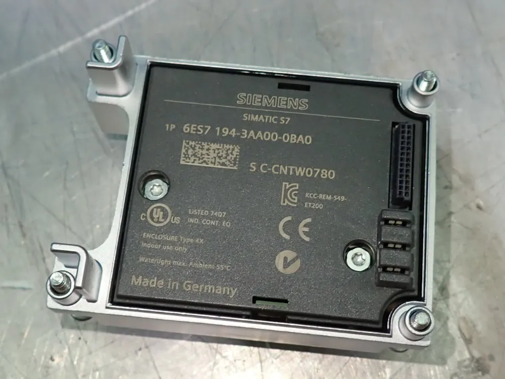 Siemens Terminal Block - 6es7 194-3aa00-0ba0