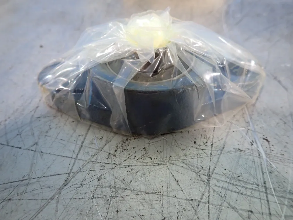 Bearings Limited Ball Bearing - Ucfl205-25mm