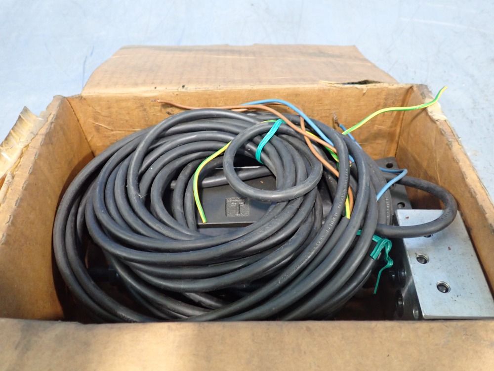 Parker Hydraulic Flow Control Valve - Fm2ddsn 55