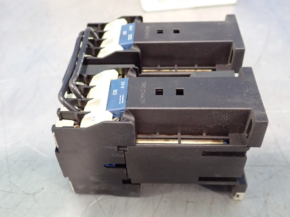 Schneider Electric Telemecanique Contactor Reversing - Lp2-d0901-bd