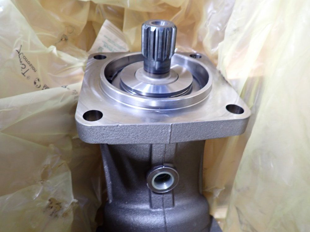 Parker Hydraulic Pump - 3721188