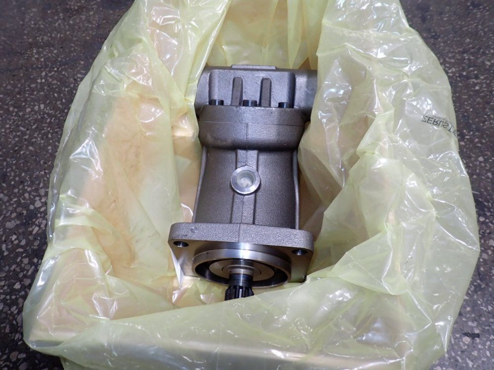 Parker Hydraulic Pump - 3721188