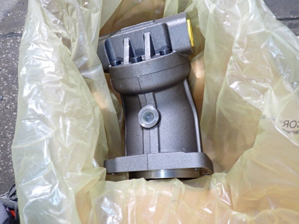 Parker Hydraulic Pump - 3721188