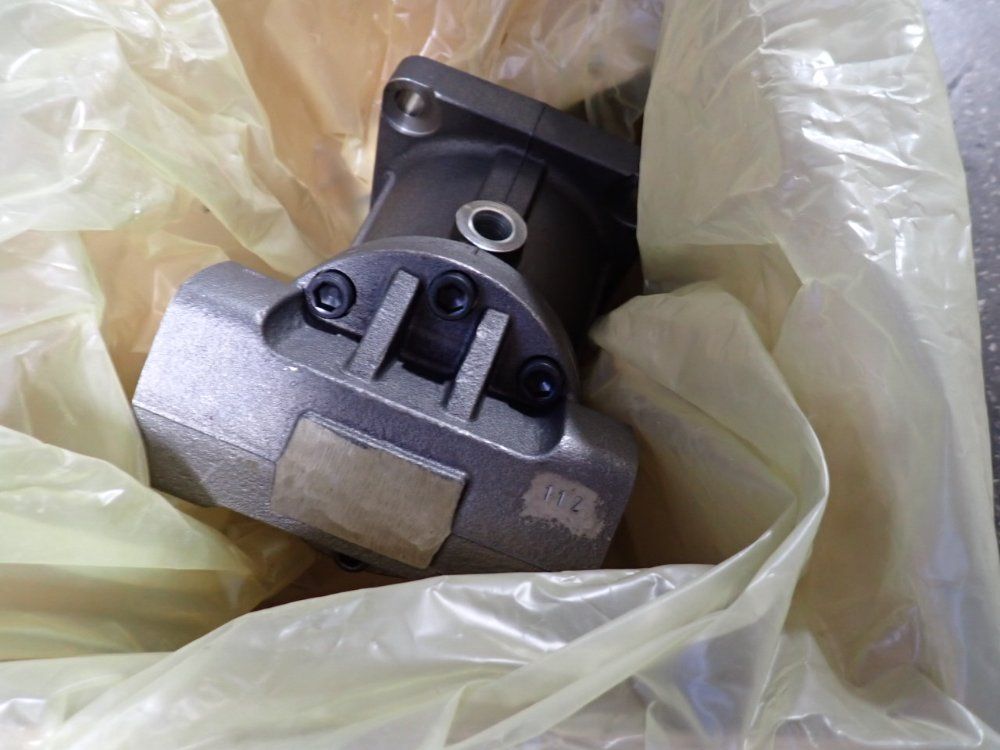 Parker Hydraulic Pump - 3721188