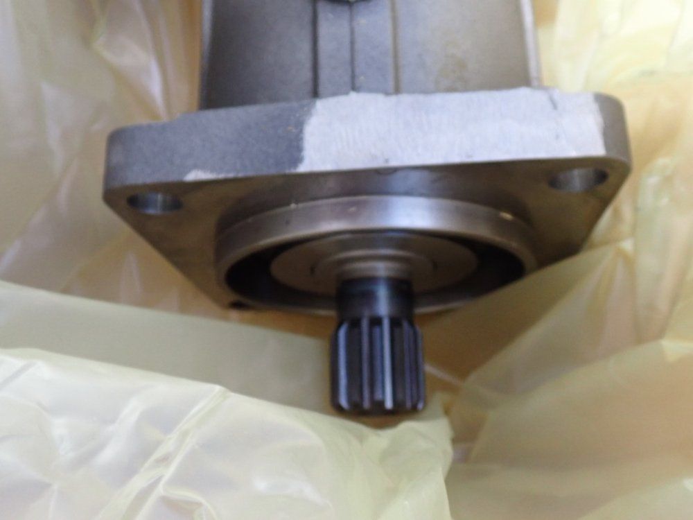 Parker Hydraulic Pump - 3721188