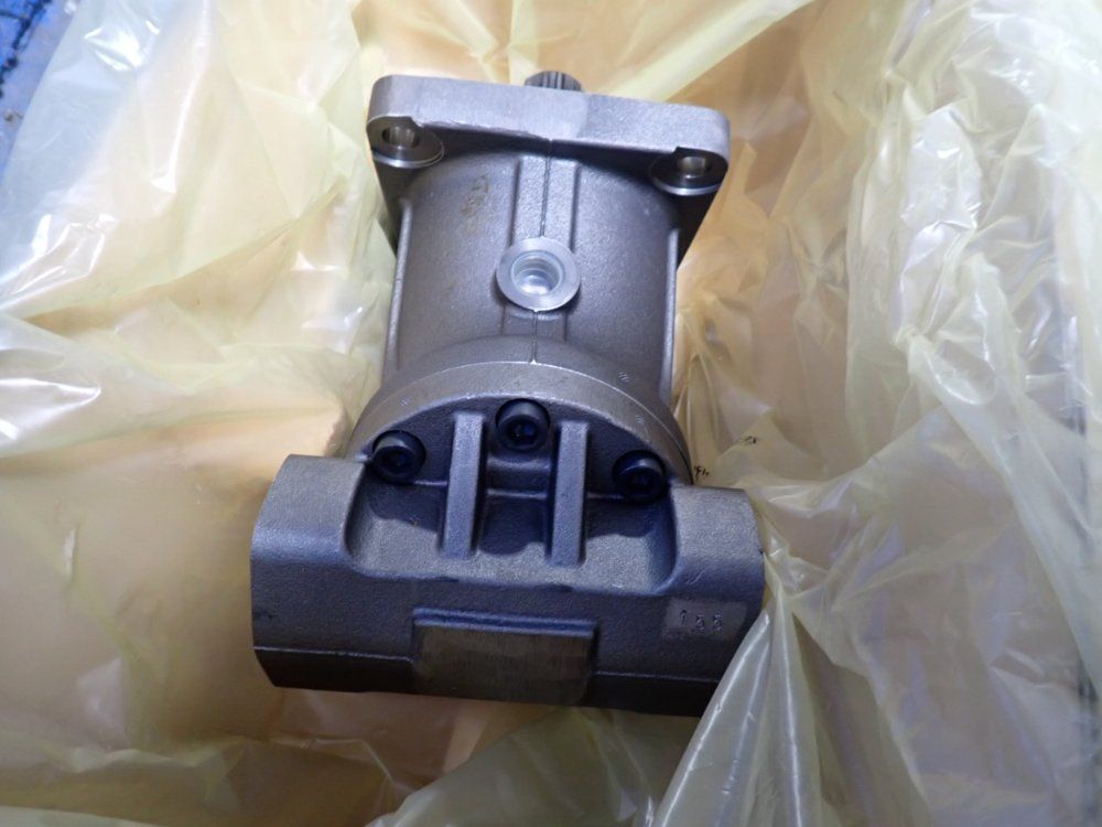 Parker Hydraulic Pump - 3721188