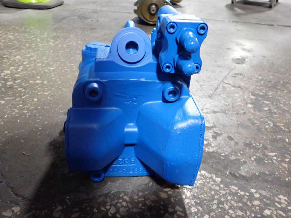 Eaton Piston Pump - 421ak00710c