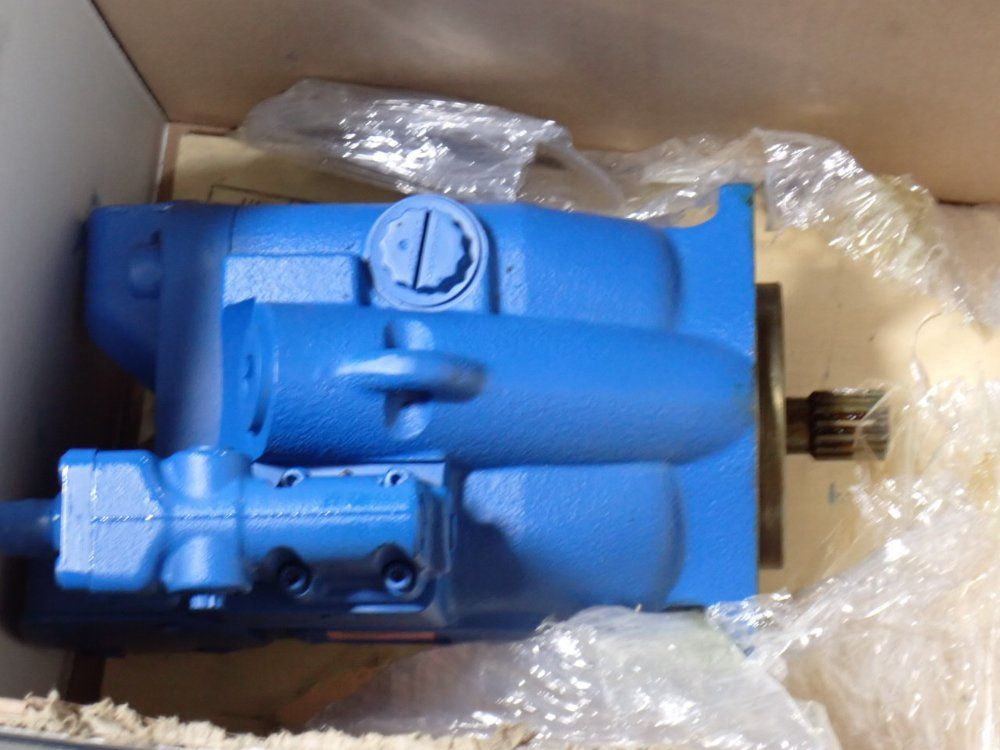 Eaton Piston Pump - 421ak00710c