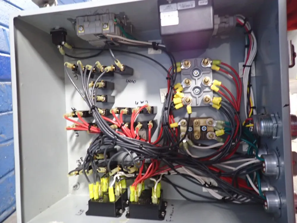 Distribution Box - A1614chnf