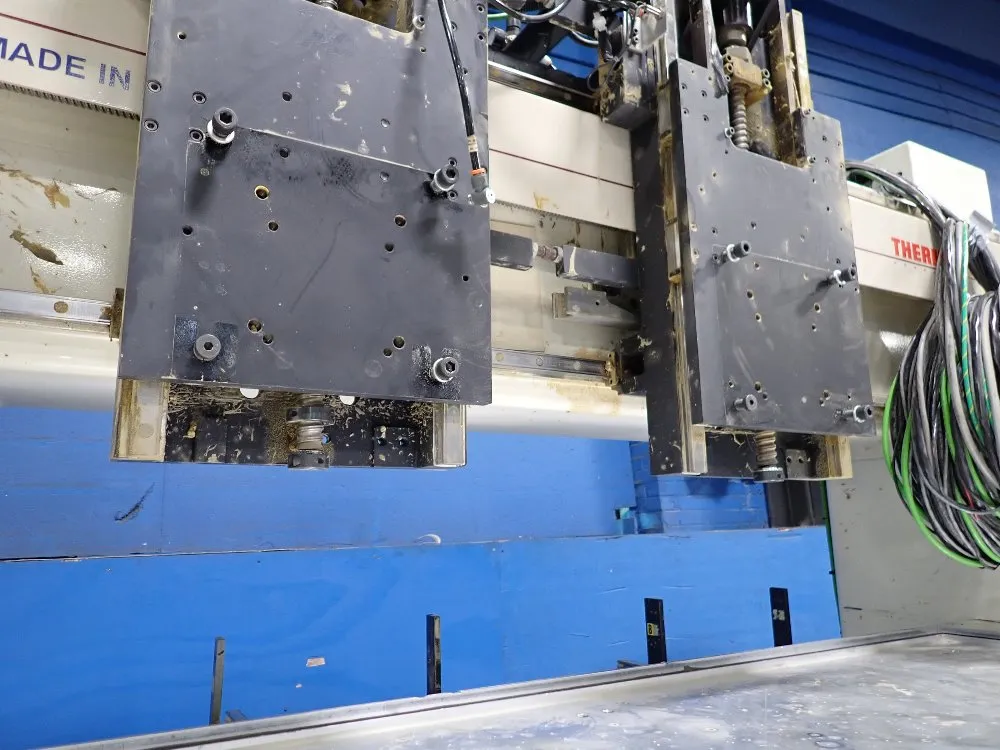 Thermwood 60" X 60" Cnc Router - C40