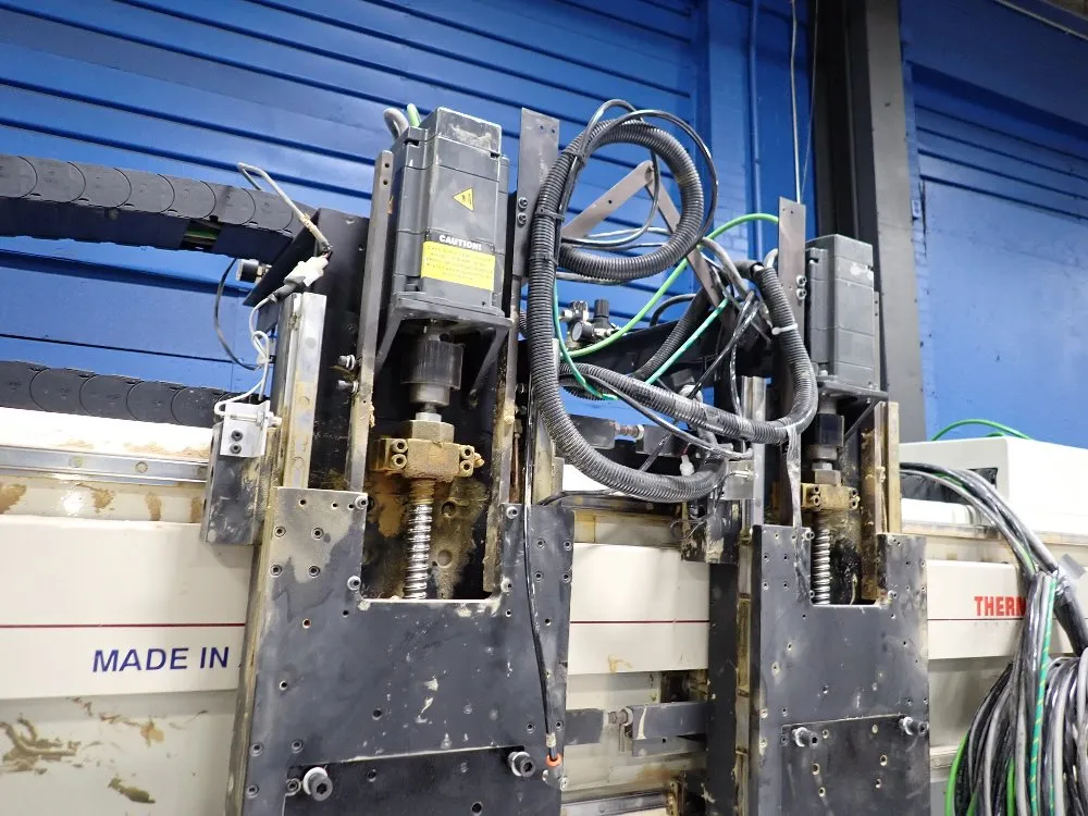 Thermwood 60" X 60" Cnc Router - C40