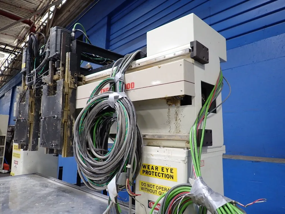 Thermwood 60" X 60" Cnc Router - C40