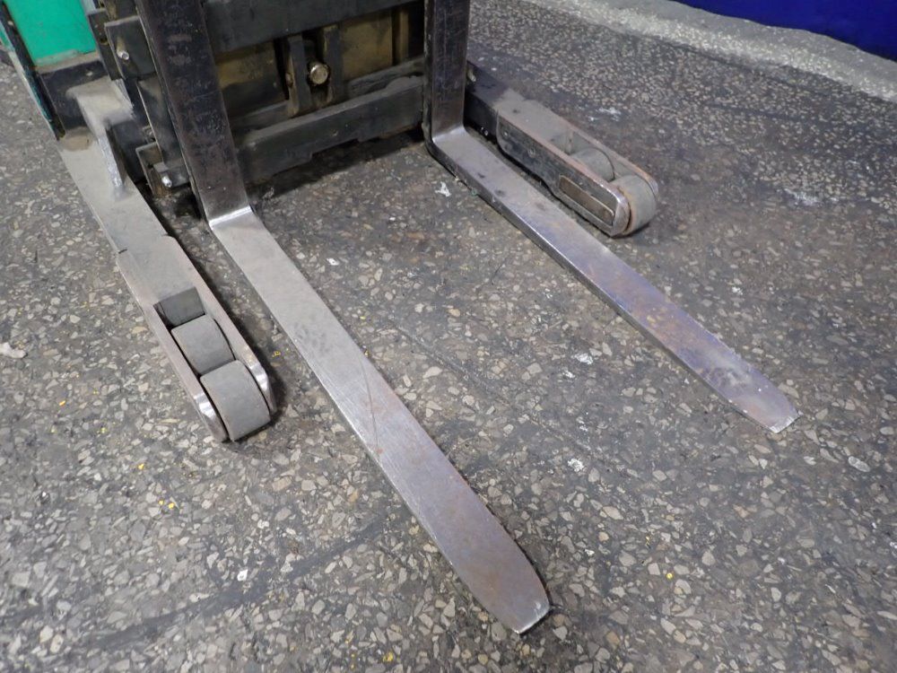 Mitsubishi 3000 Lbs Order Picker - Esr24