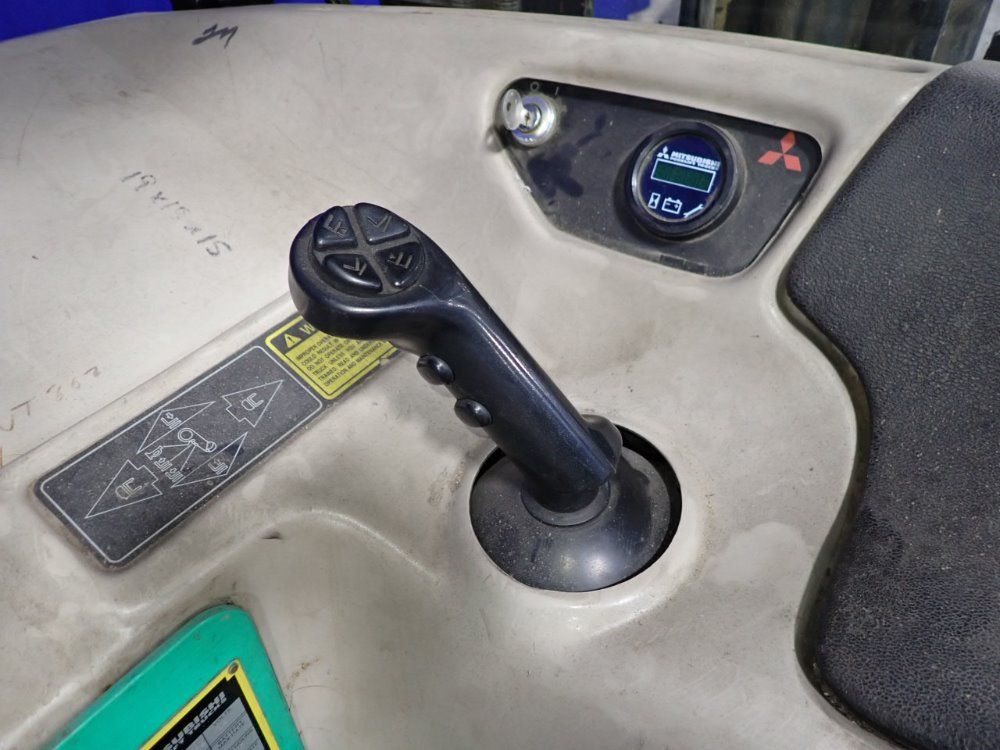 Mitsubishi 3000 Lbs Order Picker - Esr24