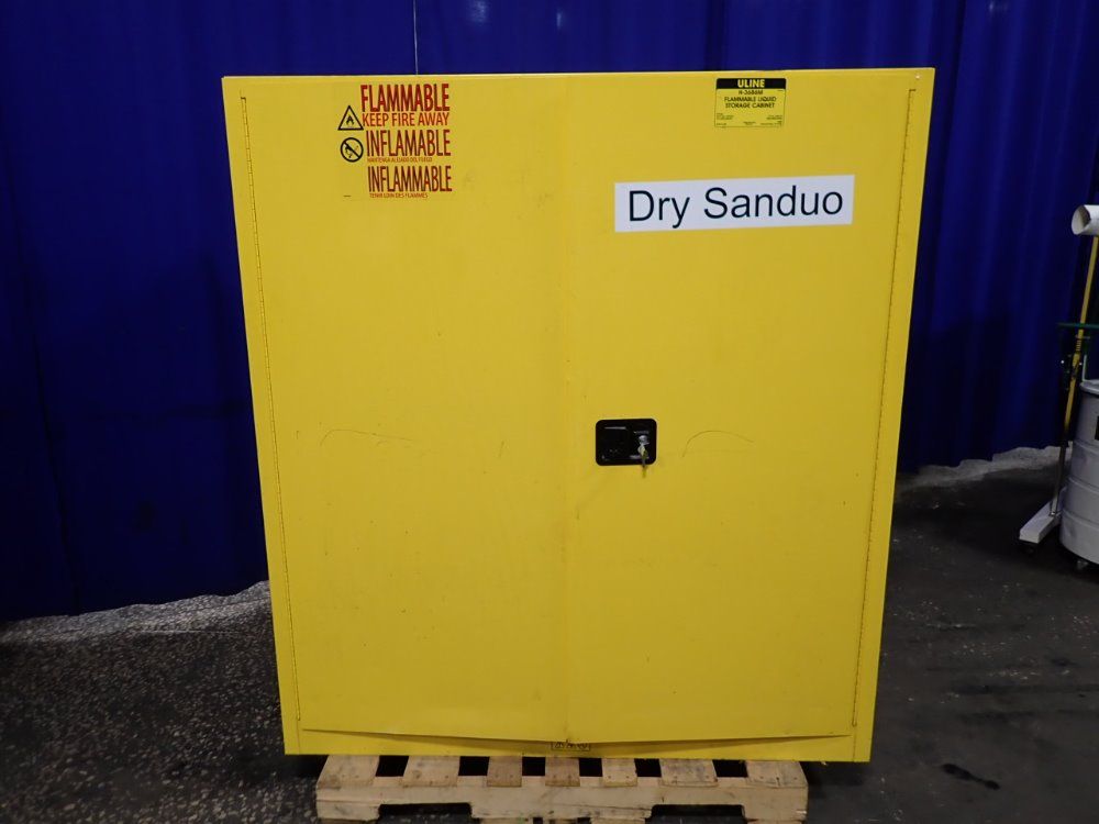 Uline 55 Gallon Flammable Storage Cabinet - H-3686m