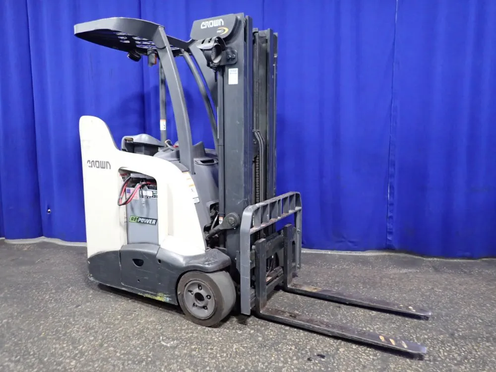 Crown 2600 Lbs Electric Stand Up Forklift - Rc 5500 Series