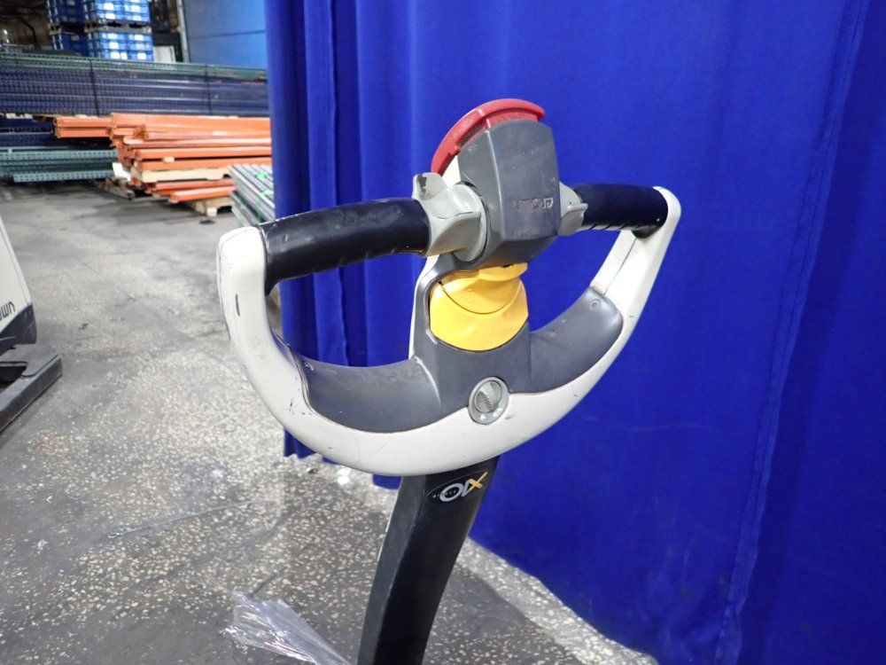 Crown  Electric Pallet Jack