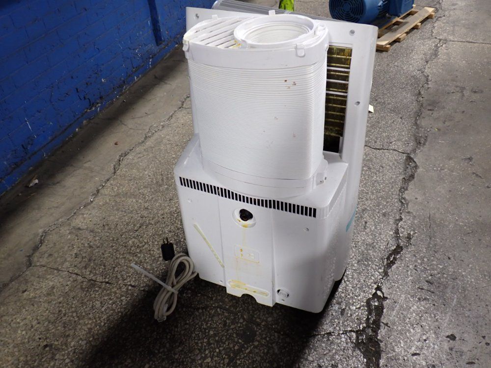 Toshiba Air Conditioner - Rac-pt1411hwru