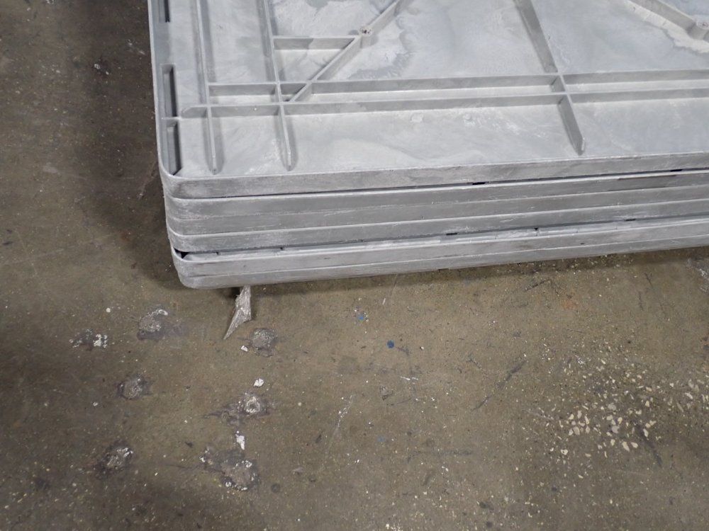 Buckhorn Plastic Crate Lids