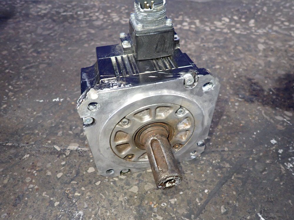 Mitsubishi .5 Kw Servo Motor - Hg-sn52jk