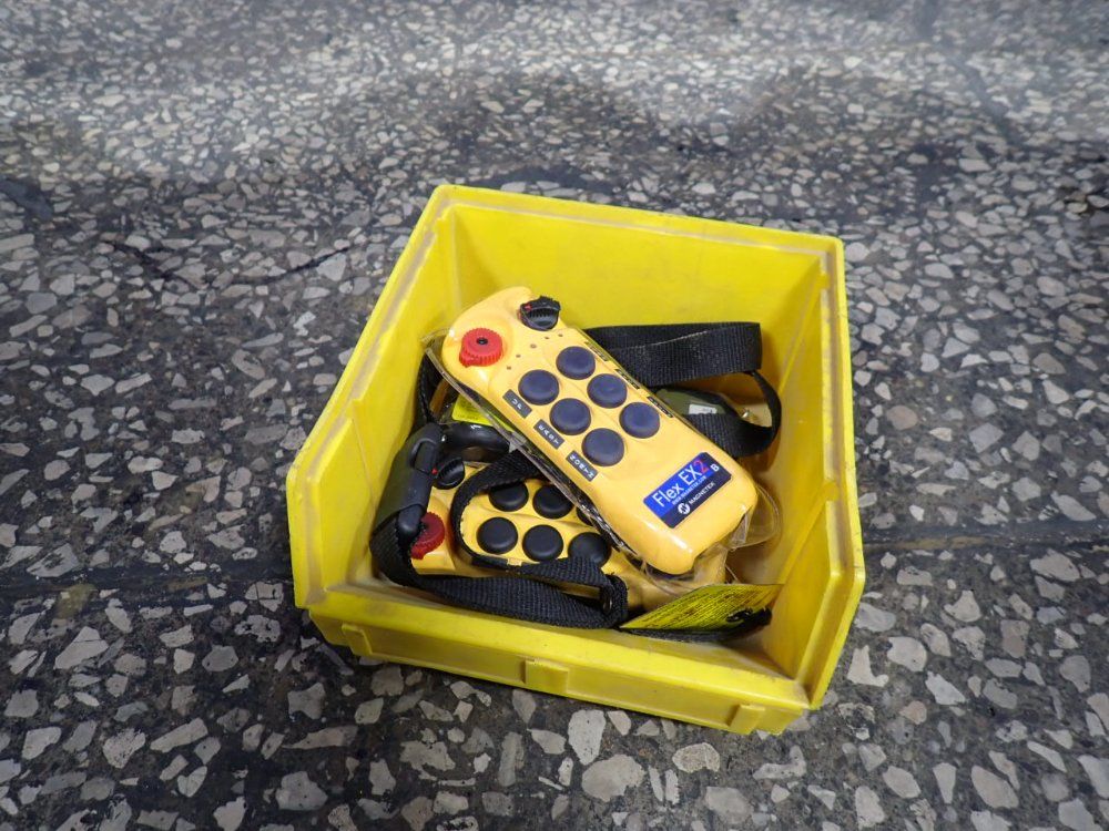 Magnetek Radio Remote Control Transmitter - Flex6ex2