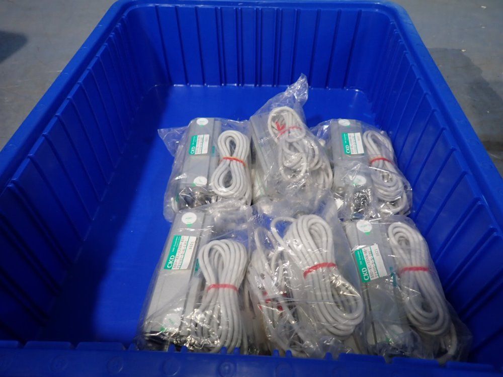 Ckd Lot Of 6 Cylinders - Ssd-kl-32nn-85-t2yh3-d-n-lb2